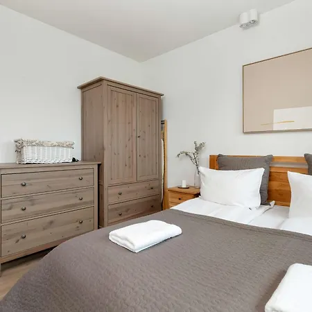 Sea Towers Luxury With Parking & Balcony Near The Bay By Renters Prestige 아파트