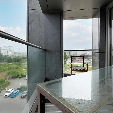 아파트 Sea Towers Luxury With Parking & Balcony Near The Bay By Renters Prestige *